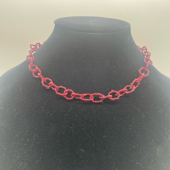Elegant Red Beaded Necklace - Picture 1 of 4